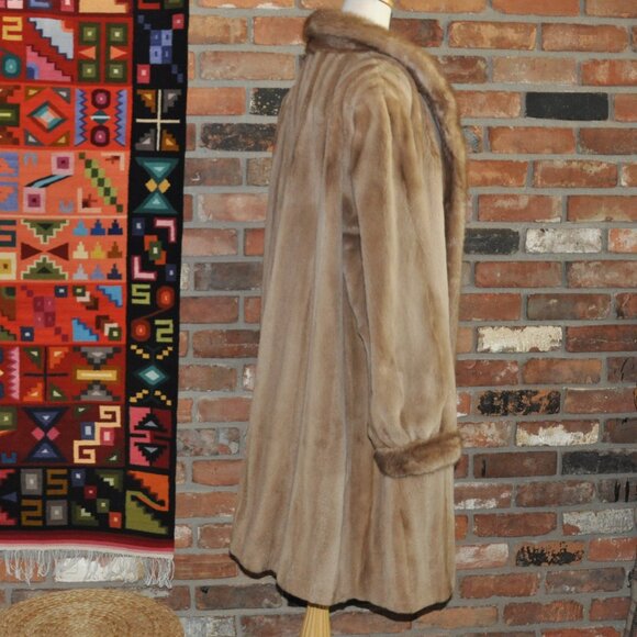 Majestic CANADA Pastel Honey Blonde Sheared MINK FUR LONG Coat Jacket - Picture 6 of 16